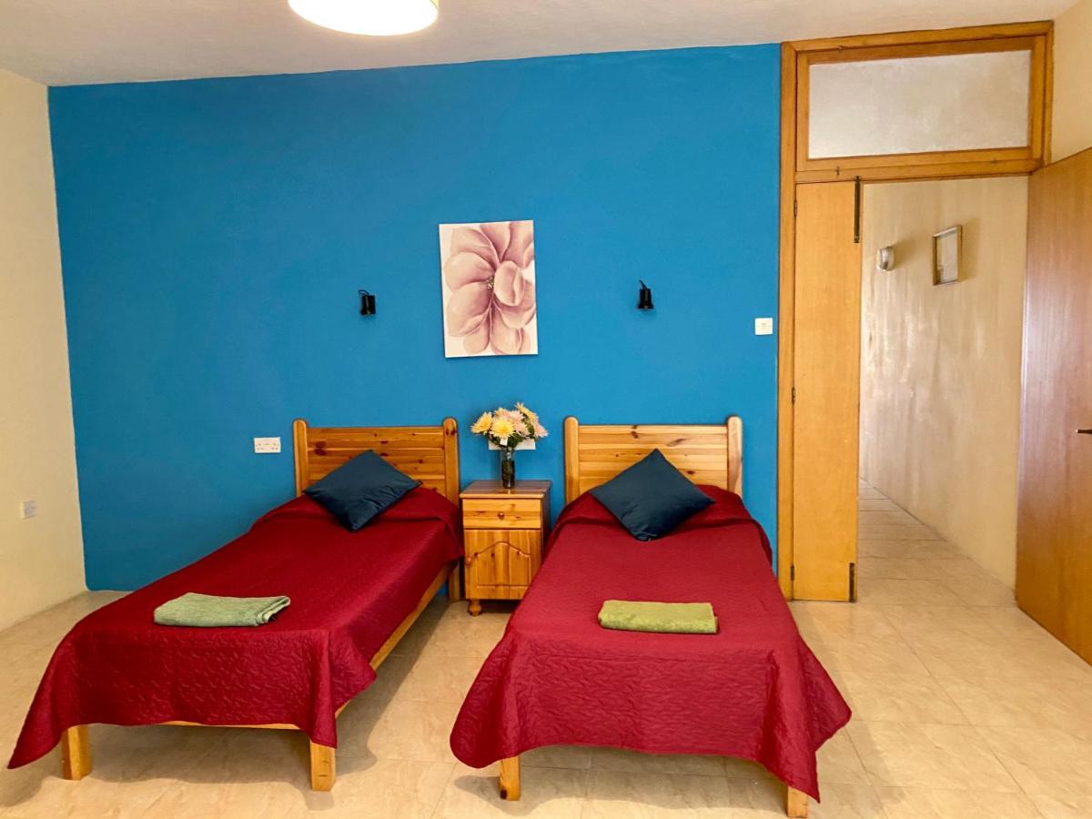 Gozo Belle Mare Apartments Marsalforn Esterno foto