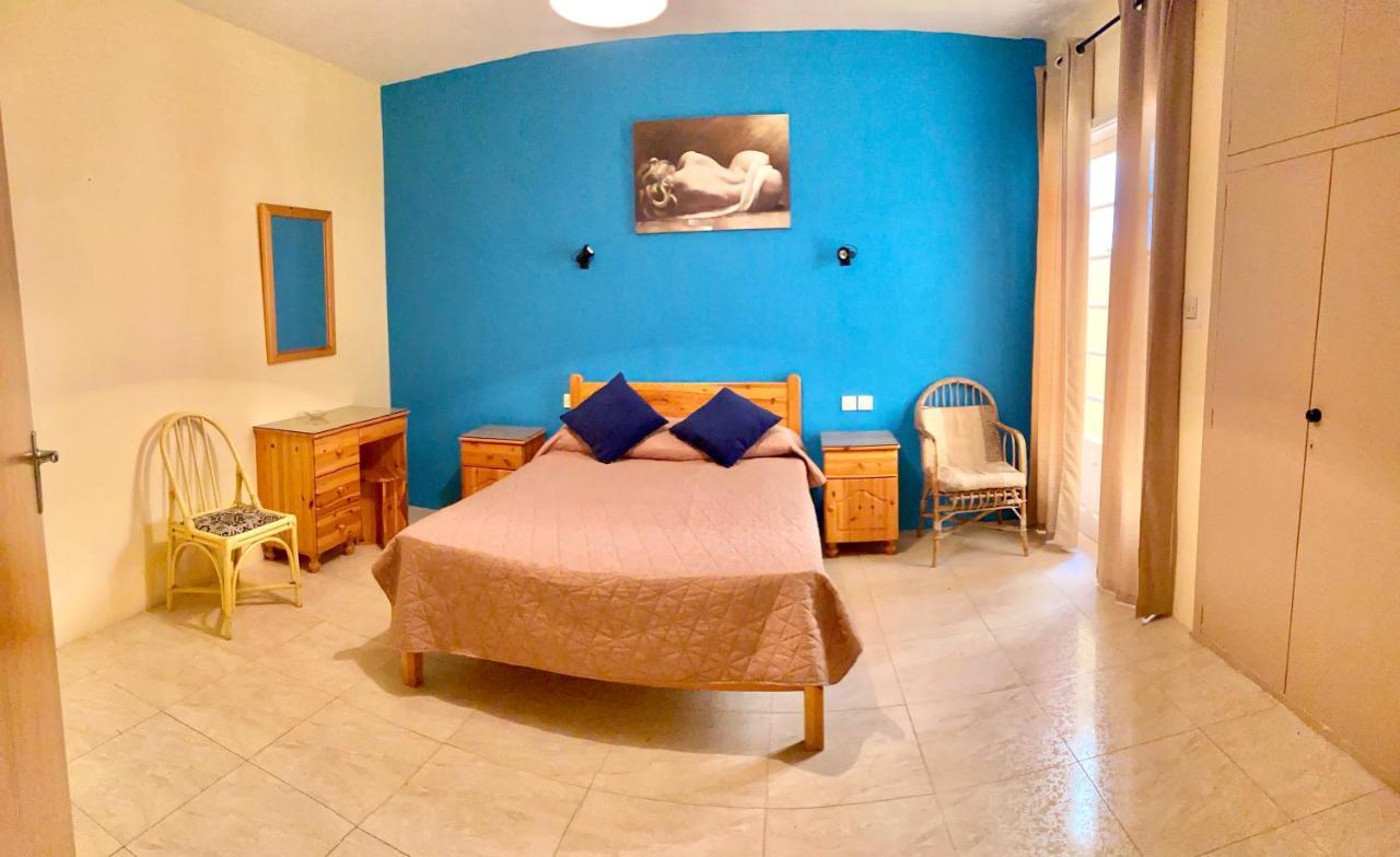 Gozo Belle Mare Apartments Marsalforn Esterno foto